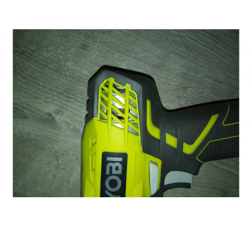 Аккумуляторный винтоверт Ryobi ONE+ RID1801M 5133001168