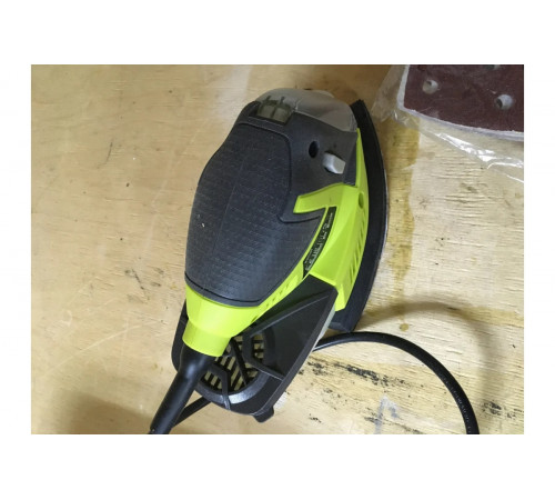 Дельташлифмашина Ryobi + 20 шлифлистов RPS100-SA20 5133002906