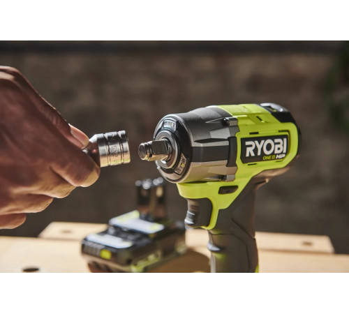 Ударный бесщеточный гайковерт Ryobi 18В RIW18C-0 5133005898