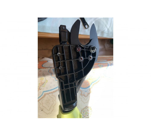 Секатор Ryobi ONE+ OLP1832BX 5133004392