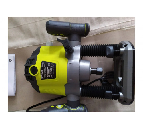 Фрезер Ryobi RRT1600-K 5133004796