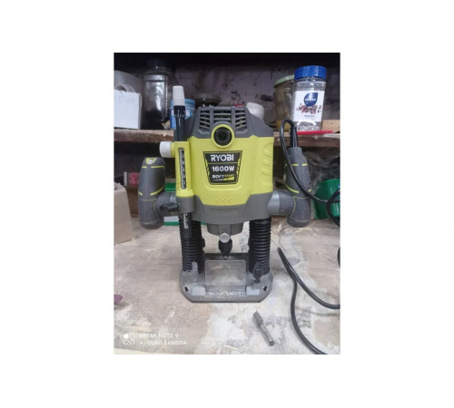 Фрезер Ryobi RRT1600-K 5133004796