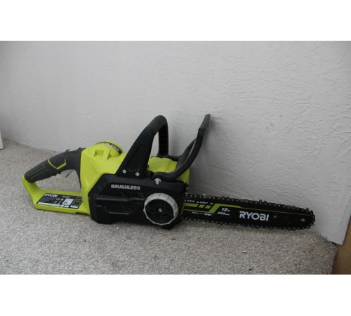 Бесщеточная аккумуляторная цепная пила Ryobi ONE+ OCS1830  без аккумулятора в комплекте 5133002829