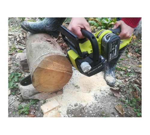 Бесщеточная аккумуляторная цепная пила Ryobi ONE+ OCS1830  без аккумулятора в комплекте 5133002829