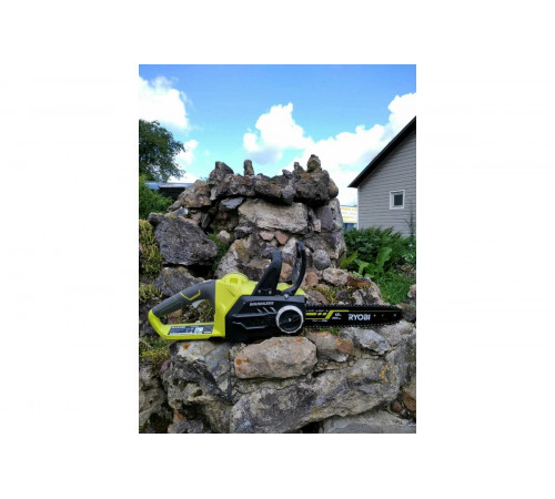 Бесщеточная аккумуляторная цепная пила Ryobi ONE+ OCS1830  без аккумулятора в комплекте 5133002829