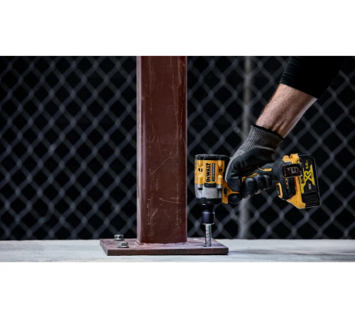 Гайковерт Dewalt 18 В XR DCF921NT-XJ