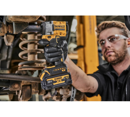 Гайковерт Dewalt 18 В XR DCF921NT-XJ