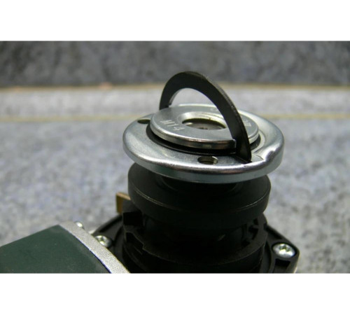 Аккумуляторная угловая шлифмашина Metabo WB 18 LTX BL 125 Quick 613077850