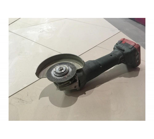 Аккумуляторная угловая шлифмашина Metabo WB 18 LTX BL 125 Quick 613077850