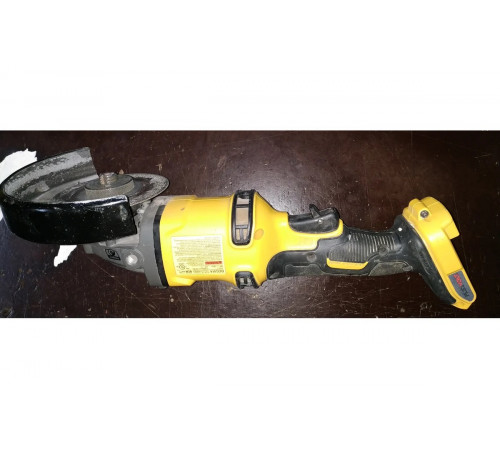 Бесщеточная угловая шлифмашина DEWALT DCG414N