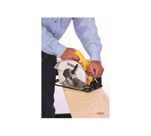Дисковая пила DeWALT DW 366