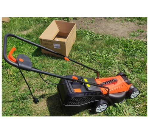 Газонокосилка электрическая YARD FOX EL3230 Газонокосилка электрическая YARD FOX EL3230