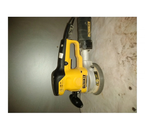 Эксцентриковая шлифмашина DEWALT D 26410