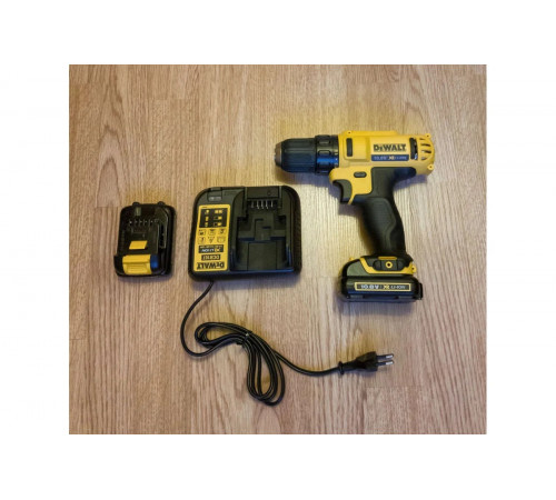 Аккумуляторная дрель-шуруповерт DEWALT DCD 710 C2