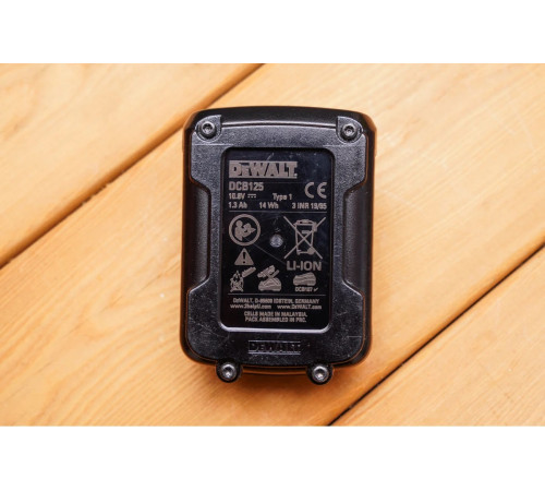 Аккумуляторная дрель-шуруповерт DEWALT DCD 710 C2