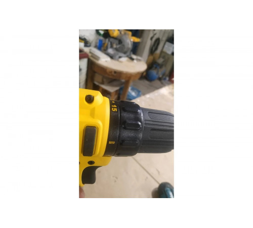 Аккумуляторная дрель-шуруповерт DEWALT DCD 710 C2