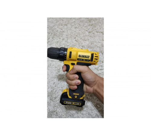 Аккумуляторная дрель-шуруповерт DEWALT DCD 710 C2
