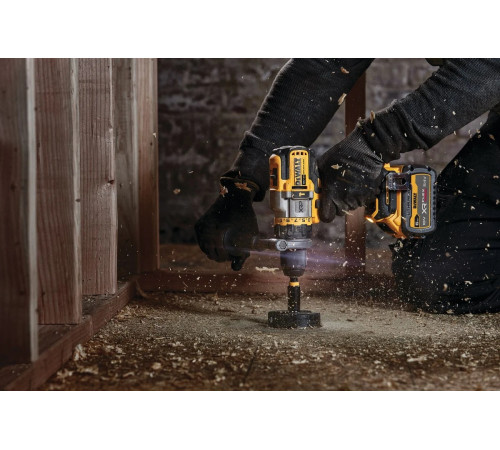 Аккумуляторная ударная дрель-шуруповерт Dewalt 18 В, 2250 об/мин, 38250 уд/мин, с АКБ 6 Ач и ЗУ, в кейсе TSTAK DCD999T1