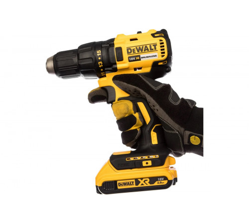 Беcщеточная дрель-шуруповерт DEWALT DCD777D2T