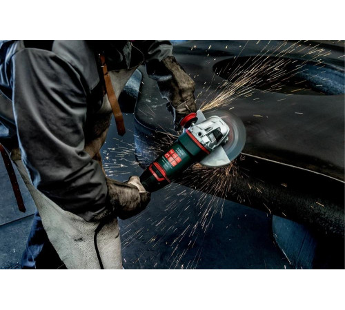 Угловая шлифмашина Metabo WEPBA 24-230 MVT Quick 606481000 Угловая шлифмашина Metabo WEPBA 24-230 MVT Quick 606481000