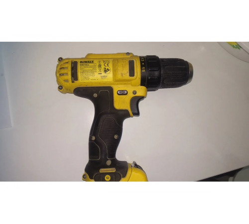 Аккумуляторная дрель-шуруповерт DEWALT DCD 710 D2