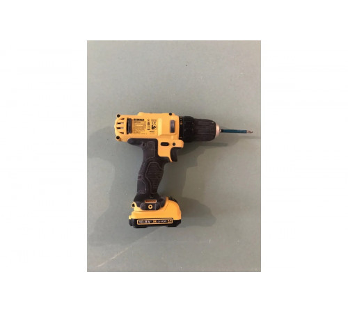 Аккумуляторная дрель-шуруповерт DEWALT DCD 710 D2