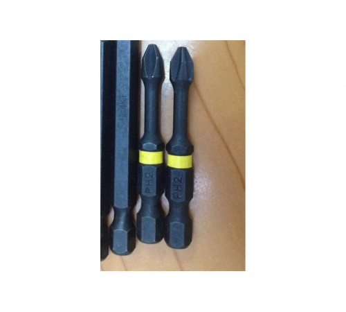 Биты ударные IMPACT Torsion Ph2, 57мм, 2шт. DEWALT DT70532T