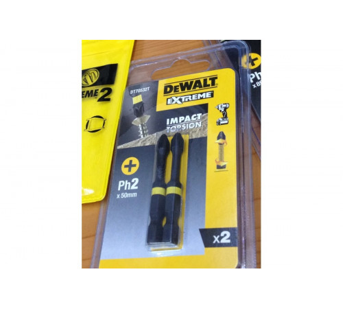 Биты ударные IMPACT Torsion Ph2, 57мм, 2шт. DEWALT DT70532T