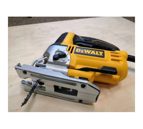 Лобзик DeWALT DW349