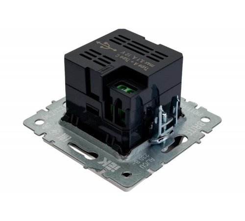 IEK Brite - инновационная розетка с USB
