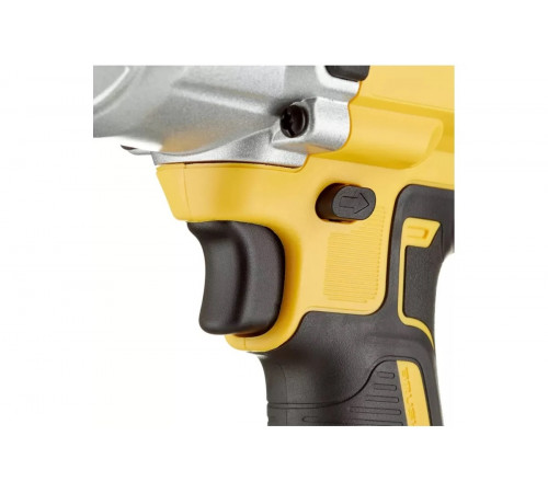 Аккумуляторный гайковерт Dewalt DCF897N-XJ DCF897NT