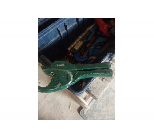Труборез 1 3/8" KRAFTOOL INDUSTRIE 23410-42 Труборез 1 3/8" KRAFTOOL INDUSTRIE 23410-42