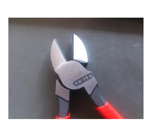 Бокорезы KNIPEX 160 мм KN-7001160