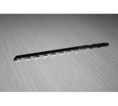 Пилки для лобзика по дереву (100 мм; шаг зубьев 4 мм) 5 шт. DEWALT DT 2166