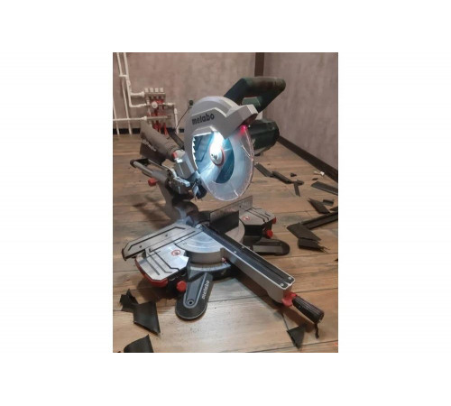 Пила торцовочная METABO KGS 254 M (602540000)