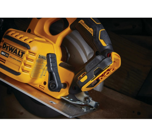 Дисковая пила Dewalt 18 В XR FLEXVOLT ADVANTAGE DCS573NT-XJ