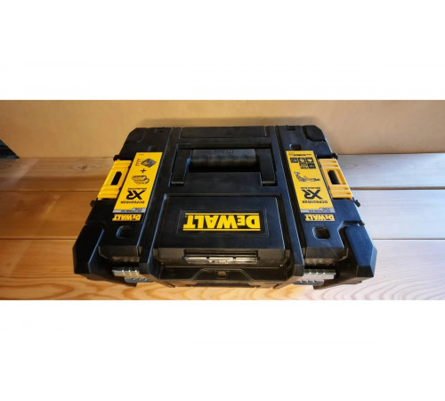 Бесщёточный ленточный шуруповерт DEWALT 18.0 В XR DCF620D2K-QW
