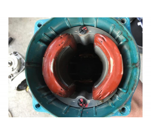 Угловая шлифмашина Makita GA 9020 Угловая шлифмашина Makita GA 9020