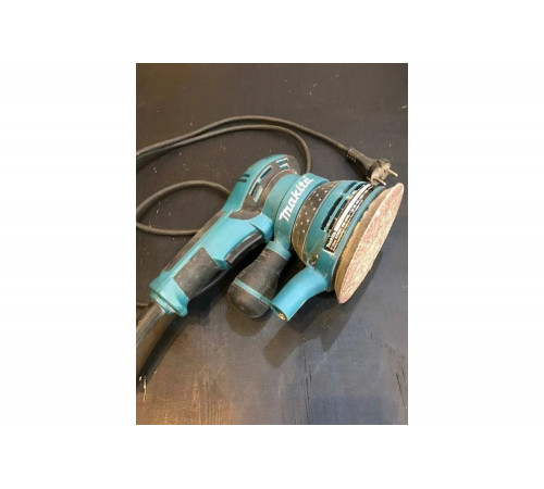 Эксцентриковая шлифмашина Makita BO5041