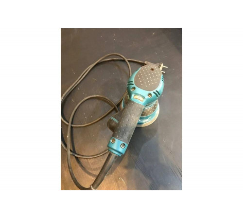 Эксцентриковая шлифмашина Makita BO5041