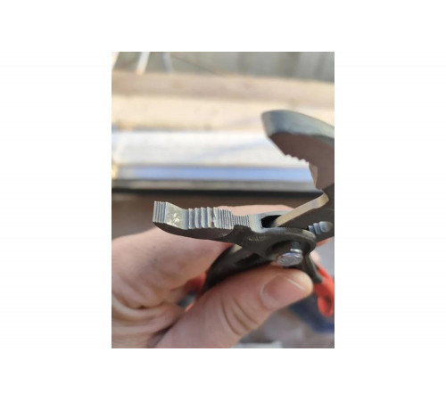Универсальные переставные клещи KNIPEX КОБРА KN-8701180 Универсальные переставные клещи KNIPEX КОБРА KN-8701180