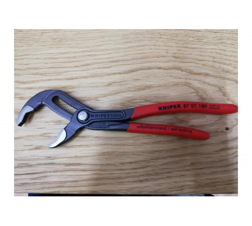Универсальные переставные клещи KNIPEX КОБРА KN-8701180 Универсальные переставные клещи KNIPEX КОБРА KN-8701180