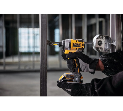Аккумуляторный шуруповерт DEWALT DCF809NT, 18 В, 190 Нм, 3200 уд/мин, без АКБ и ЗУ, в кейсе DCF809NT-XJ