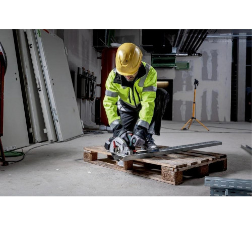 Аккумуляторная дисковая пила Metabo MKS 18 LTX 58 600771840 Аккумуляторная дисковая пила Metabo MKS 18 LTX 58 600771840