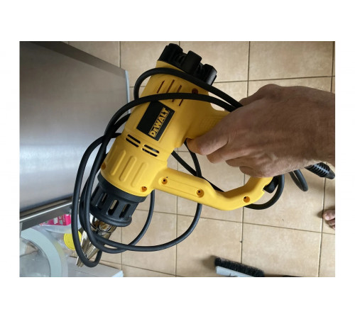 Пистолет горячего воздуха DEWALT D26411-KS