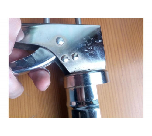 KRAFTOOL 310 мл, полукорпусной, хромированный, пистолет для герметика 06671_z01 KRAFTOOL 310 мл, полукорпусной, хромированный, пистолет для герметика 06671_z01