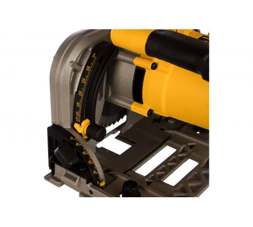 Пила циркулярная DEWALT DWS520K