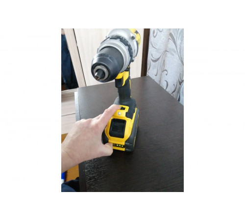 Бесщеточная дрель-шуруповерт DEWALT FLEXVOLT DCD991X1