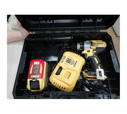 Бесщеточная дрель-шуруповерт DEWALT FLEXVOLT DCD991X1
