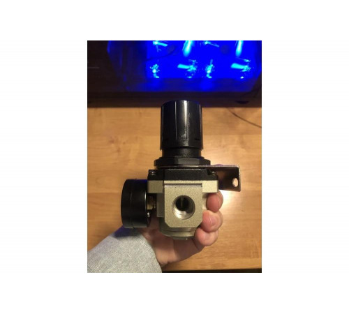 Регулятор R 4000 1/2" FUBAG 190180 Регулятор R 4000 1/2" FUBAG 190180